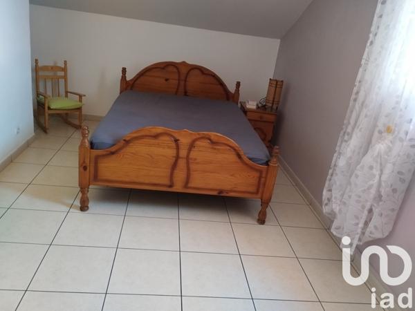 Maison 7 pièces de 120 m² à Saint-Joseph (97480)