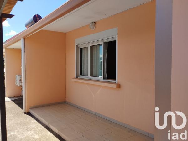 Maison 7 pièces de 120 m² à Saint-Joseph (97480)