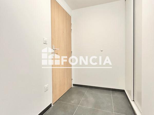 Location Appartement 2 pièces 42.6 m² - 6 RUELLE DU CHATEAU Metz 57000