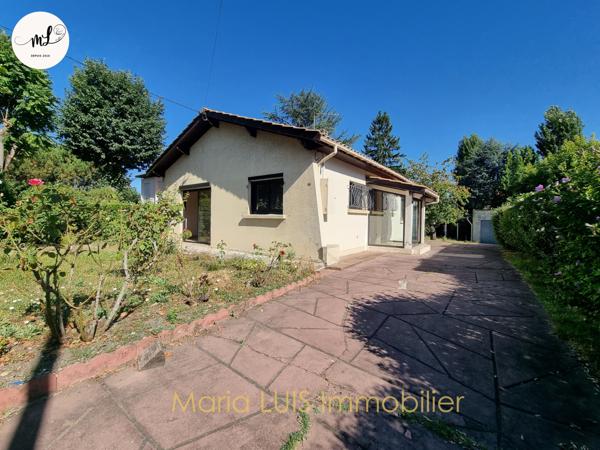 Villenave-d'Ornon (33140) - SOUS COMPROMIS - Villenave d'Ornon maison avec 2 chambres et bureau à proximité immédiate des commodité