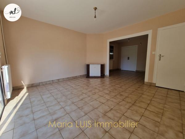 Villenave-d'Ornon (33140) - SOUS COMPROMIS - Villenave d'Ornon maison avec 2 chambres et bureau à proximité immédiate des commodité