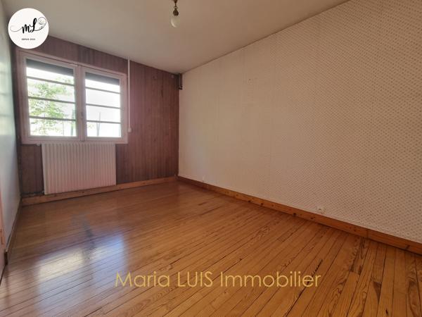 Villenave-d'Ornon (33140) - SOUS COMPROMIS - Villenave d'Ornon maison avec 2 chambres et bureau à proximité immédiate des commodité