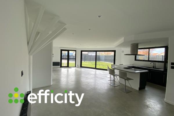 Maison
         7 pièces
        - 227 m² Exclusivité 523 000 € *