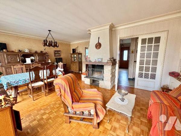 NOUVEAUTE ET SEULEMENT AU SEIN DE L'OFFICE TRENTE CINQ NOTAIRES !

Située dans une impasse tr...