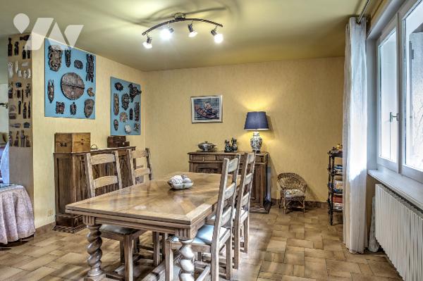 Villa familiale à Beaumont (Jussy), de plus de 200 m² hab. sur 2 375 m² de terrain.