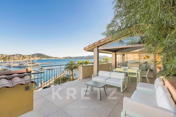 Maison d'exception vue panoramique sur le port de Sanary-sur-Mer
