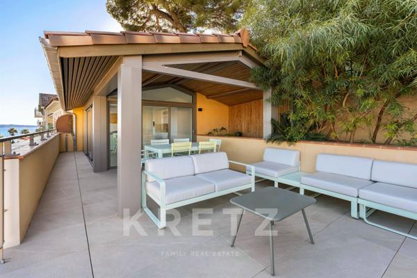 Maison d'exception vue panoramique sur le port de Sanary-sur-Mer