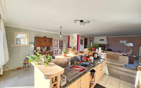 Maison à vendre    6 pièces •  Trébeurden