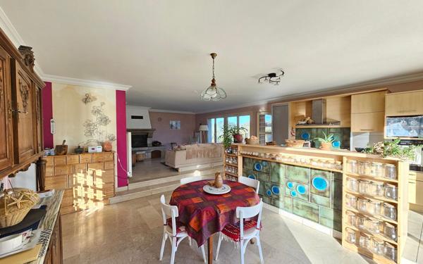 Maison à vendre    6 pièces •  Trébeurden