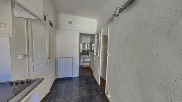 Appartement 2 pièces à vendre à Toulon - Vue imprenable sur le Faron