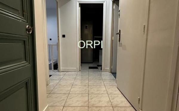 Appartement à louer    3 pièces • 43,23 m2 Vitry-sur-Seine