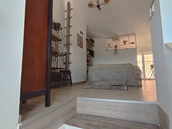 Maison
         4 pièces
        - 86 m² Exclusivité 109 000 € *