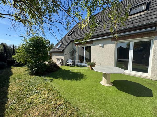 Maison Saint Jean Le Blanc 7 pièce(s) 160 m2