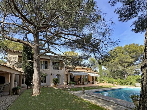 A vendre - Villa Vue Palais des Papes - Villeneuve Les Avignon