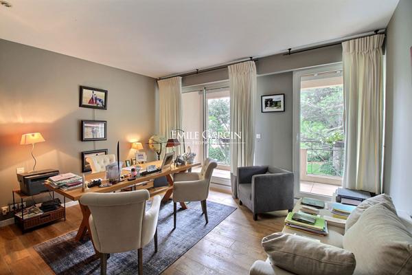 A vendre - Villa Vue Palais des Papes - Villeneuve Les Avignon