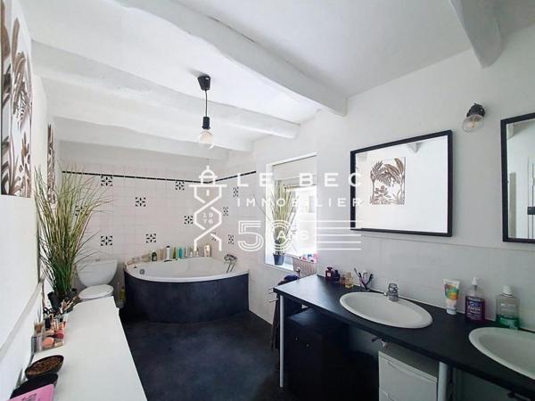 HENNEBONT : Maison de 225m² cœur de ville
