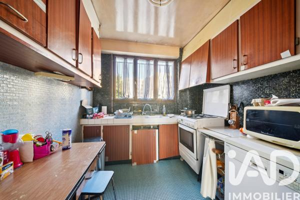 Maison à vendre 9 pièces 241 m² Le Plessis-Robinson