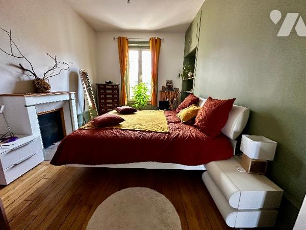 DOLE , appartement traversant 4 pièces 75,78 m²