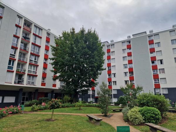 APPARTEMENT F3 - 65 m² - VUE DEGAGE - PLEIN SUD - SOISY SOUS MONTMORENCY