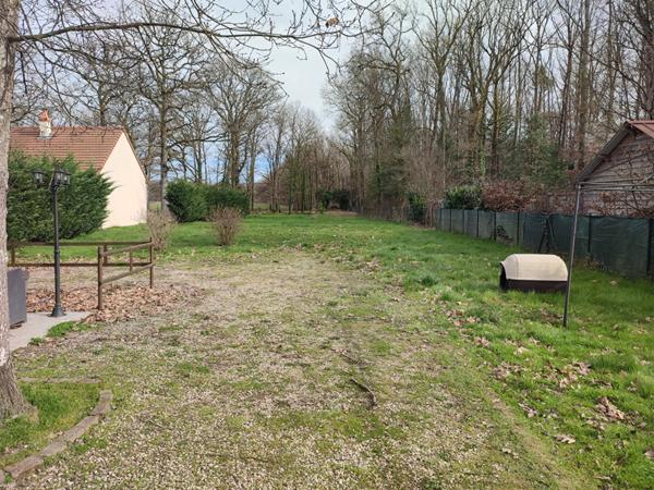 À vendre, terrain à Lamotte-Beuvron.