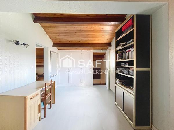 Castelginest: 145 m², piscine, 845 m²