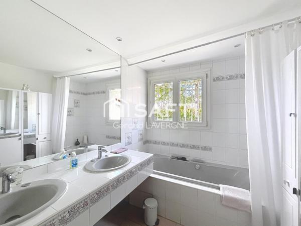 Castelginest: 145 m², piscine, 845 m²