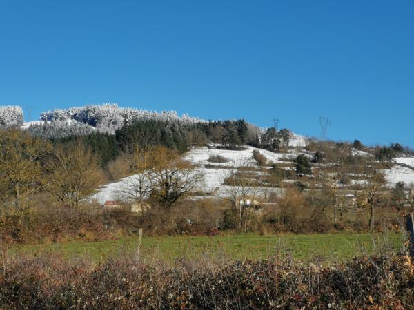 Saint-Privat-d'Allier (43580) Chemin de Compostelle, gorges de l'Allier, à 25km du Puy en Velay, charmante maison traditionnelle en pierre