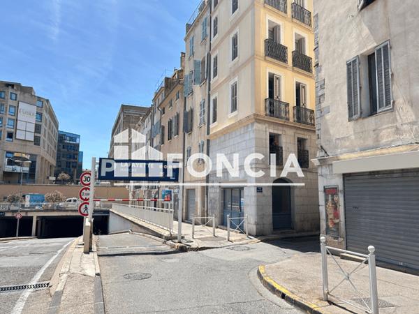 Location Local commercial 1 pièce 25 m² - 13 RUE GARIBALDI Toulon 83000