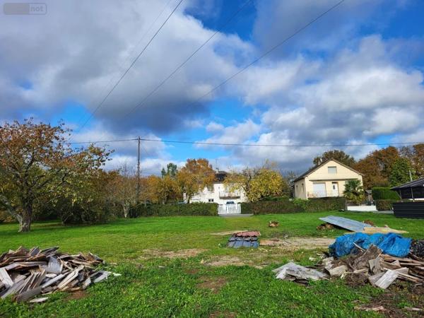 Terrain à Batir à vendre à Dun-le-Palestel en Creuse (23800), ref : 1244