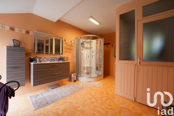 Maison à vendre 7 pièces 185 m² Doué-en-Anjou