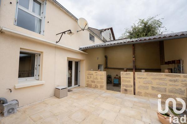 Maison à vendre 7 pièces 185 m² Doué-en-Anjou