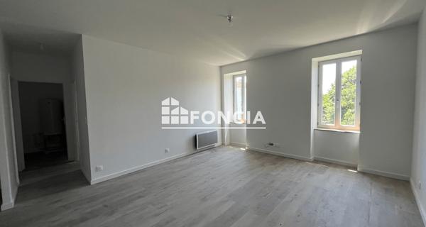 Location Appartement 2 pièces 53.01 m² - Veyre-monton 63960