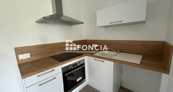 Location Appartement 2 pièces 53.01 m² - Veyre-monton 63960