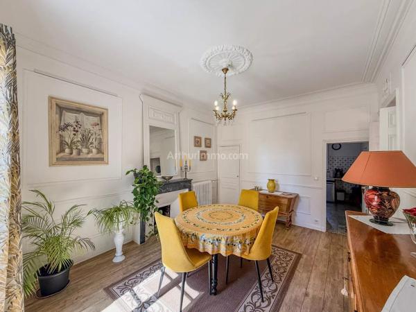 Vente                                                      Appartement
                        
                     5 pièces                      120 m2                     à Draguignan