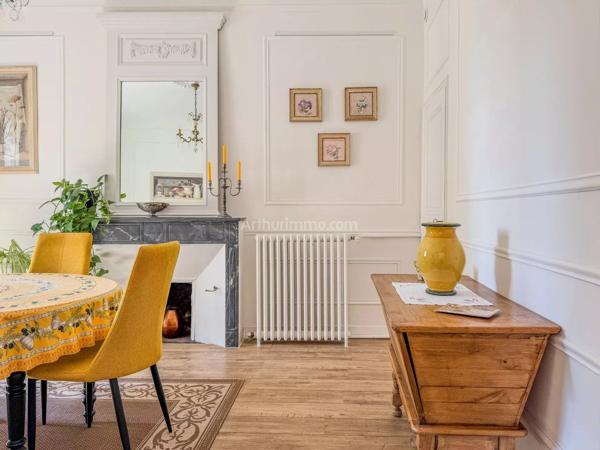 Vente                                                      Appartement
                        
                     5 pièces                      120 m2                     à Draguignan