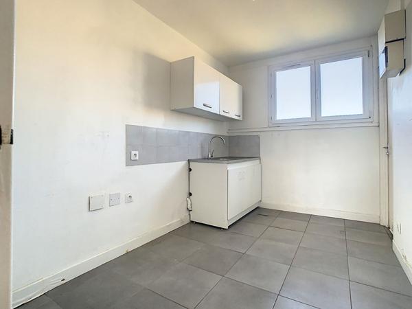 A louer Appartement Marseille 14° Le Merlan  2 pièces 47m2 résidence fermée