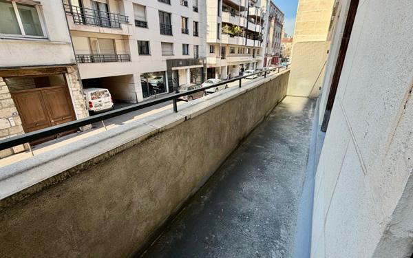 Appartement à vendre    3 pièces • 67,94 m2 Boulogne-Billancourt