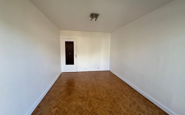 Appartement à louer    1 pièce •  Bagneux