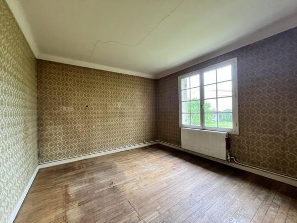 Maison 106 880 € Montpon-Ménestérol 4 p 113 m² DPE E