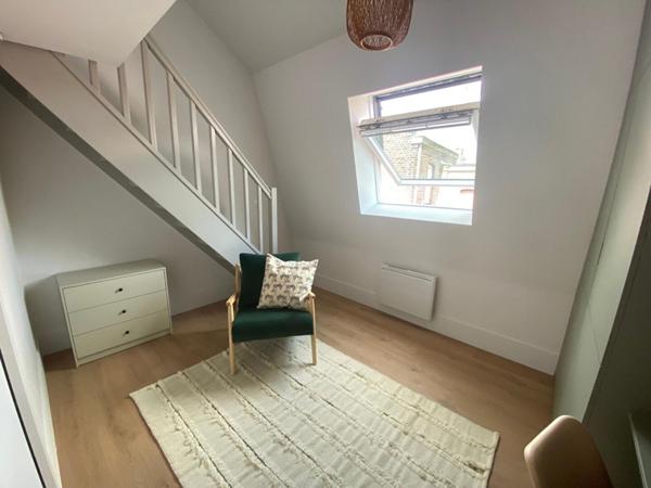 A LOUER : T1 à Lille • rue Beaucourt Decourchelle, La Catho • 680 € CC • Réf. 790-005