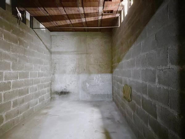 Saint Cyprien, garage en sous-sol