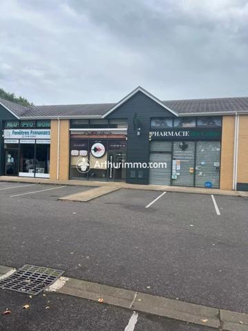 Location Fonds de commerce 4 pièces 91 m2 à Saint-Pierre-du-Perray