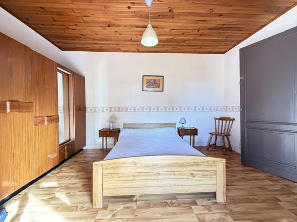 Maison 6 pièce(s) 5 chambre(s) 110 m²
