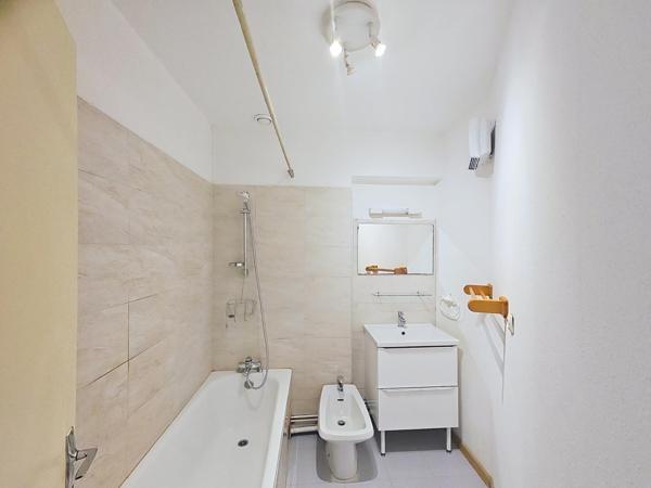 CASTELNAUDARY – Hypercentre | T2 42 m² avec balcon