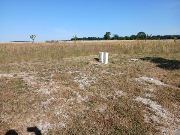 15 mn Evreux, terrains à bâtir viabilisés dans bourg avec commerces et écoles