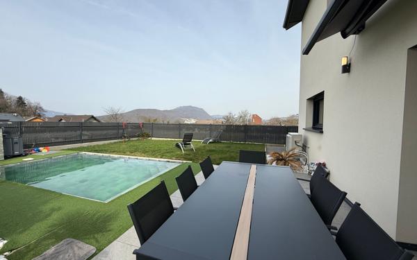 Maison à vendre    4 pièces •  Aix-les-Bains