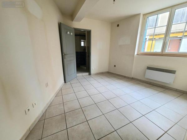Appartement à louer à Pierrelatte dans la Drôme (26700), ref : 26060-L117