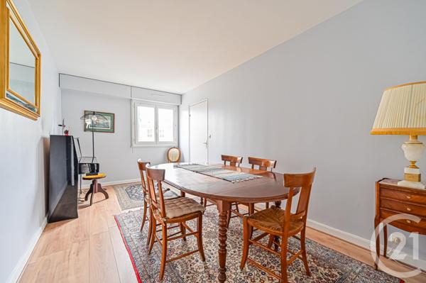 Appartement F5 à vendre  5 pièces - 101,10 m2 PARIS - 75013