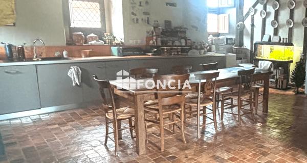 À vendre Maison 9 pièces 300 m² - Le Bailleul 72200
