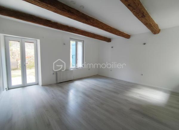 Maison de 300 m²